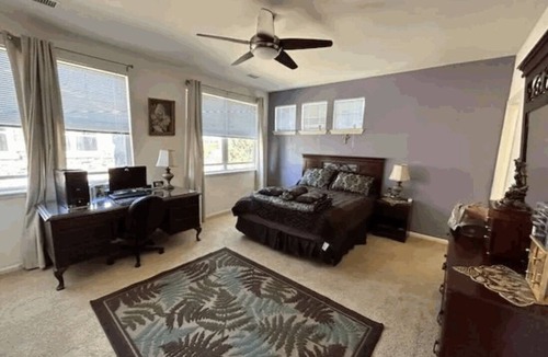 Aurora House | Charming 2-bedroom townhome with AC, WiFi