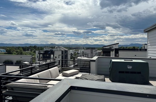 West Colfax House | Charming 2-bedroom townhome with superb rooftop patio views, AC, and internet