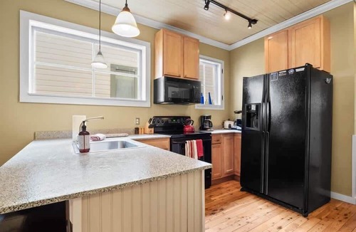 Leadville North House | Charming 2BR - Mountain Views, Walk to Main St