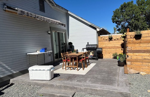 Parker House | Charming 3-bedroom house in delightful Parker with AC