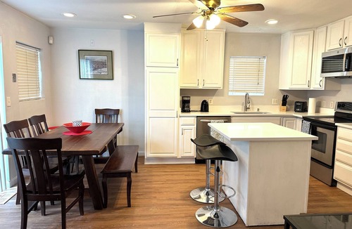Delmar Parkway House | Charming 3-bedroom townhome with WiFi, AC in fabulous central Denver Colorado.