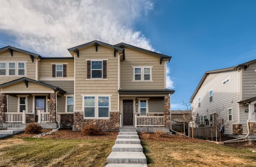 The Meadows House | Charming 3-bedroom house with 2 offices, AC and WiFi in welcoming Castle Rock