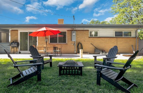 Alta Vista Area House | Charming 3BD - BBQ, Backyard - 1 Mile to Olde Town