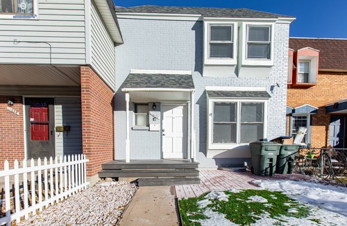 Northglenn House | Charming 4-bedroom Townhouse 25 min from Denver