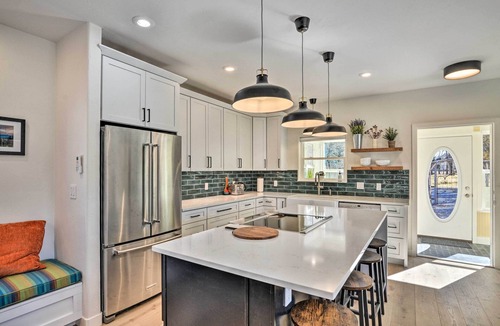 Buena Vista House | Charming Buena Vista Home w/Private Hot Tub!