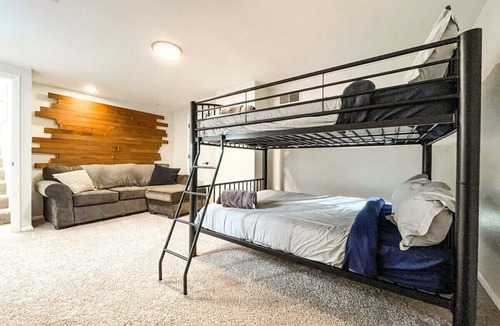 Old North End House | ❤Charming Bungalow❤ in Old North End-Pet Friendly!