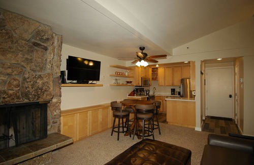Snowmass Village Condo | Charming, Classy, Ski-in Condo in Superior Location!