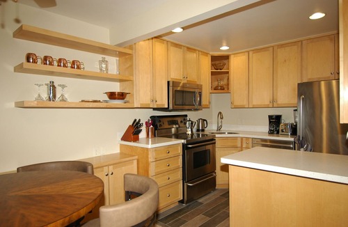 Snowmass Village Condo | Charming, Classy, Ski-in Condo in Superior Location!