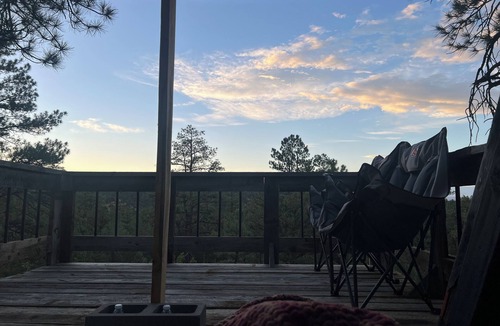 Gulnare Cabin | Charming Convertible A Frame Cabin 1-bedroom cabin in Boncarbo