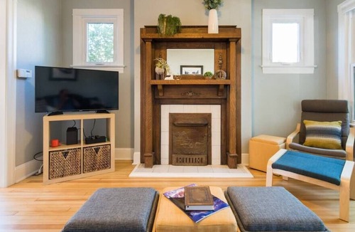 Speer House | Charming Home W/ Patio Steps From Trendy Broadway