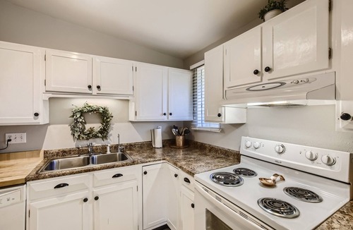 Niwot House | Charming Niwot Home -Walk to Downtown -Sauna/Firepit/Fenced Yard