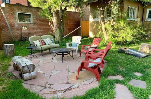 City Park Apartment | Charming Studio in Heart of City Park-Minutes to downtown! MANY AMENITIES!