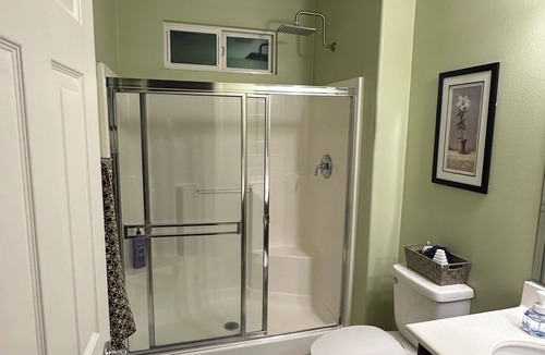 La Sierra House | Charming townhome with WiFi and AC in delightful Riverside