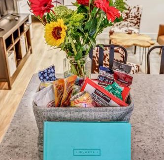 Washington Park West House | Charming Washington Park Getaway
