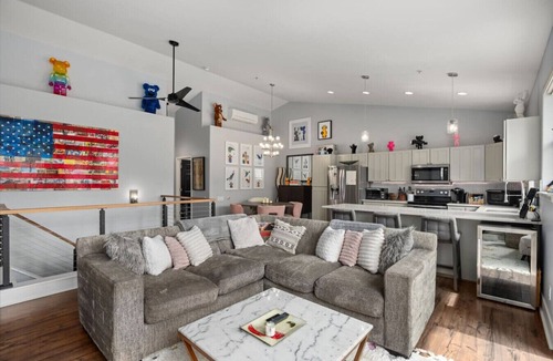 Basalt Apartment | Charming Willits Townhome