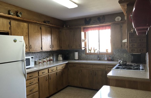 La Veta House | Cheerful two-story, 4-bedroom family home. Whole house HVAC system!
