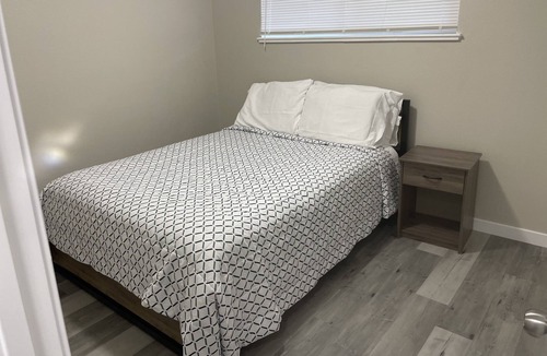 Northeast Park Hill House | Cheerful updated 3bed room house