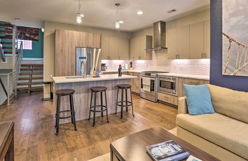Civic Center House | Chic Escape w/ Rooftop Near Downtown Denver!
