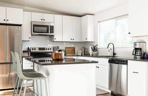 Alta Vista Area House | Chic Mid-Century Home Near Olde Town Arvada