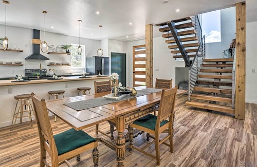 Rifle House | Chic Mountain Escape < 7 Mi to Rifle Falls!