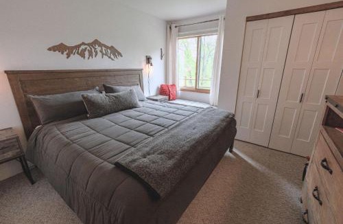 Clark House | Chickadee