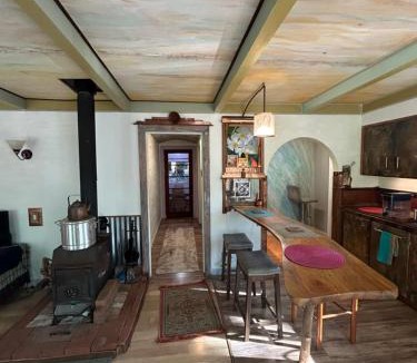 Almont House | Chillshack