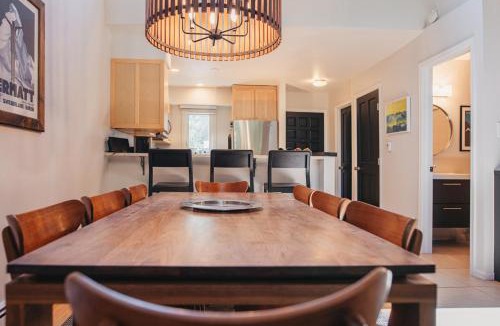 Intermountain House | Chillside Chalet Modern West Vail Townhouse!