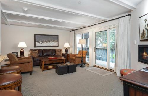 Vail Hotel | Christiania Condominiums- CoralTree Residence Collection