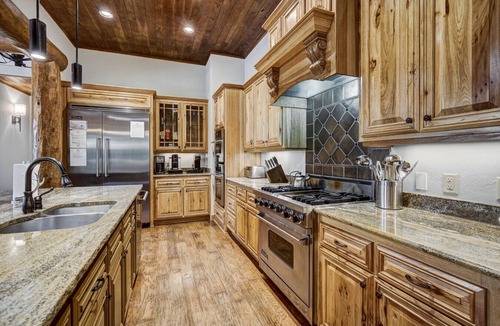 Breckenridge Apartment | Christie Heights Lodge