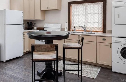 City Park West House | City Park Casita / Walk To Eats, Brews, Park, More