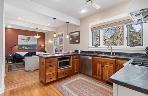 City Park House | City Park Charm - Vintage Home w/Modern Comforts