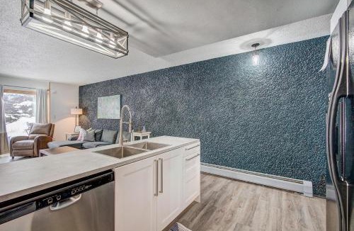 Breckenridge Apartment | Claimjumper by Ski Country Resorts