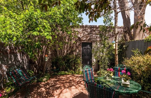 Capitol Hill House | Classic Row Home Patio, Porch & Garage. Walk to Downtown & Convention