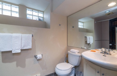 Telluride Hotel | Clean, Spacious Suite in Prime Riverside Location