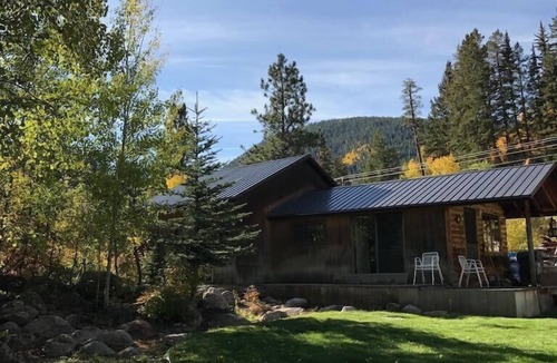 Thomasville Cabin | Clear water cabins - Bjørnhytte