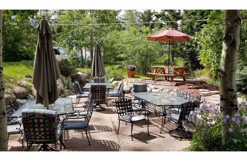 Summit Cove Condo | Close to Keystone, A-Basin, Copper and Breckenridge w/hot tub + pool - sleeps 8!