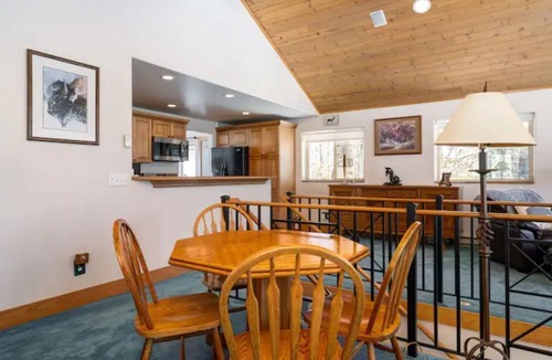 Steamboat Springs Cabin | Close to town cabin w/Hot Tub in Steamboat Springs