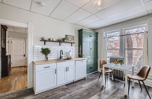 City Park Apartment | Cloud by Modern Midstay/1 Block to City Park #C5