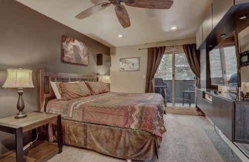 Copper Mountain Apartment | CM416M Copper Mtn Inn Condo