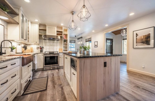Cascade-Chipita Park House | Cobalt Peak! Scenic Retreat w/Sauna & Firepit