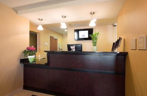 Eads Hotel | Cobblestone Inn & Suites - Eads