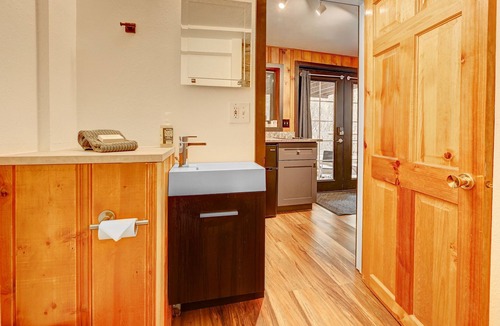 Idaho Springs Condo | Cobblestone: Relax & Play Creekfront Studio Condo