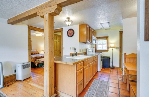 Weston Cabin | Colorado Cabin Near Monument Lake!
