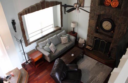 Cimarron Hills House | Colorado Cottage W/Mountain View