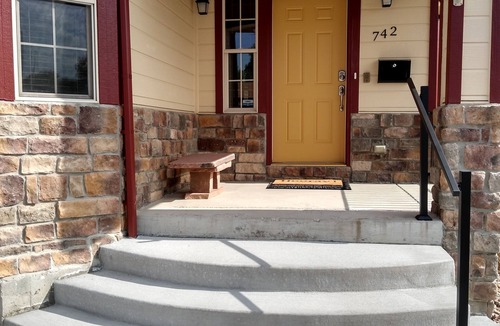 Northglenn House | Colorado Getaway w/Hot Tub & Fire-pit Sleeps 16+