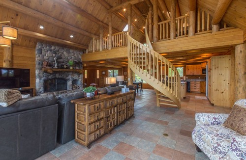 Ridgway House | Colorado Luxury Log Home - 40 Private Acres - Fire Pit - Views STR2024-037