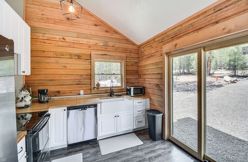 Twin Lakes Cabin | Colorado Mountain Cabin Near 14ers + Peak Views