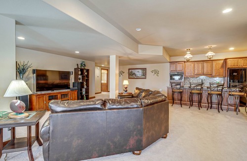 Mountain Shadows House | Colorado Springs Home ~ 4 Mi to Garden of the Gods