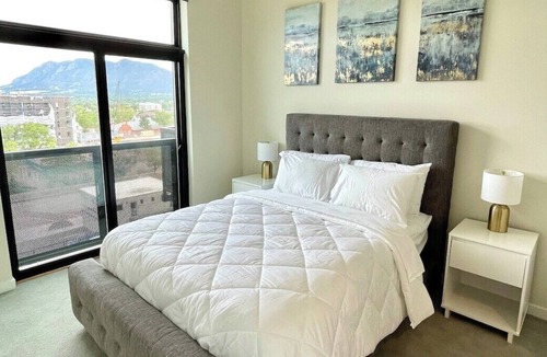 Downtown Colorado Springs Apartment | Colorado Springs Luxurious Unit with Mountain View