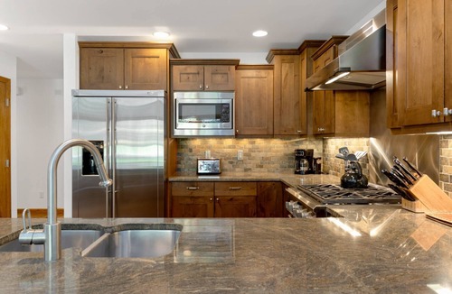 Eagle-Vail House | Come Enjoy Our 3000 Sq Ft Home & Built-In Hot Tub - Gather Up Your Family and Friends!